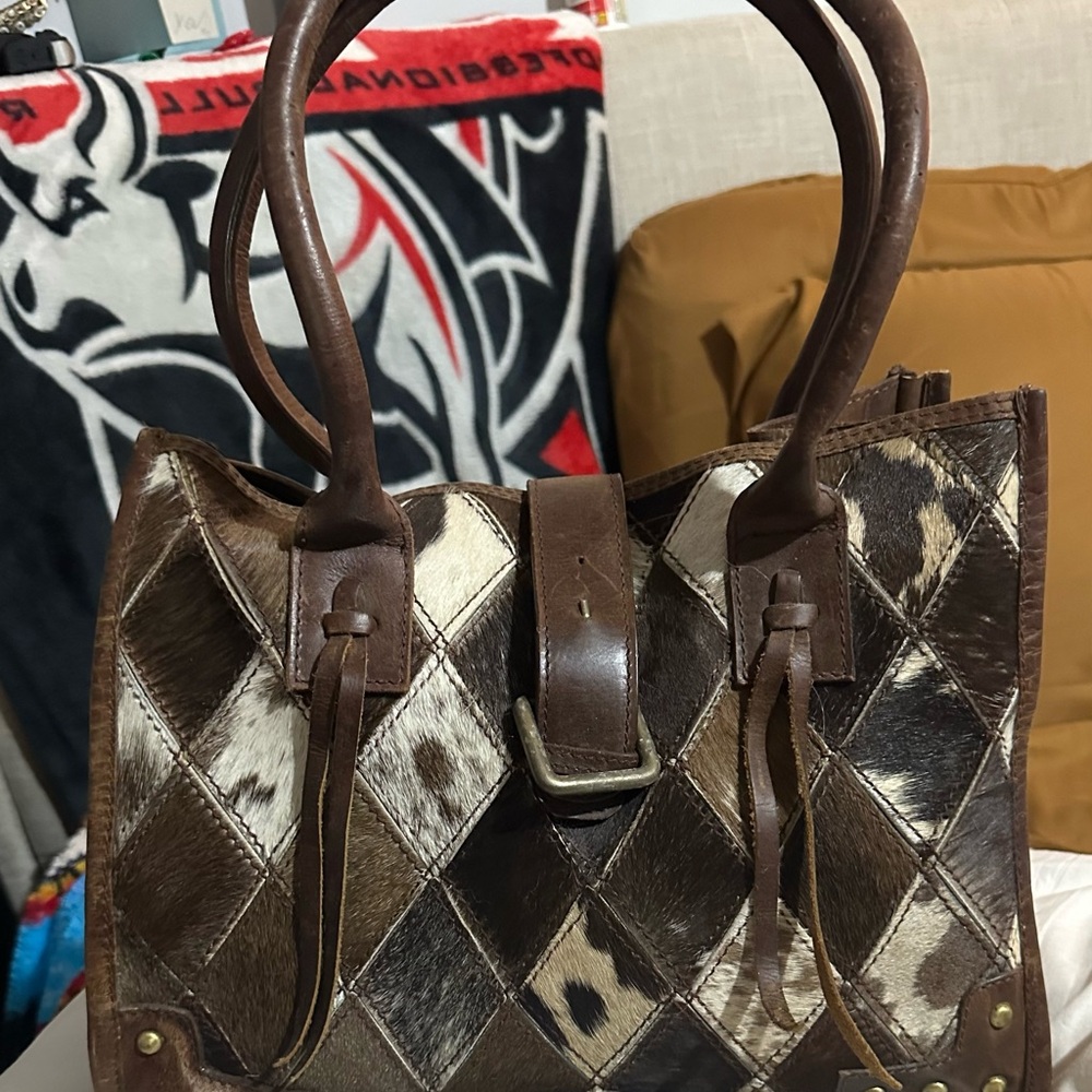 Klassy Cowgirl Black & White Hair On Hide Pattern Shoulder Bag